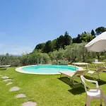 Lägenhetshotell Con Piscina A
