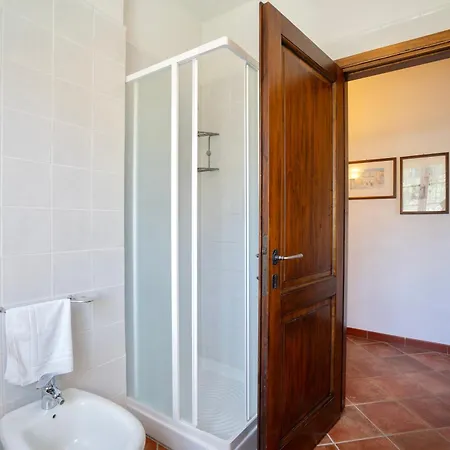 Con Piscina A * San Gimignano